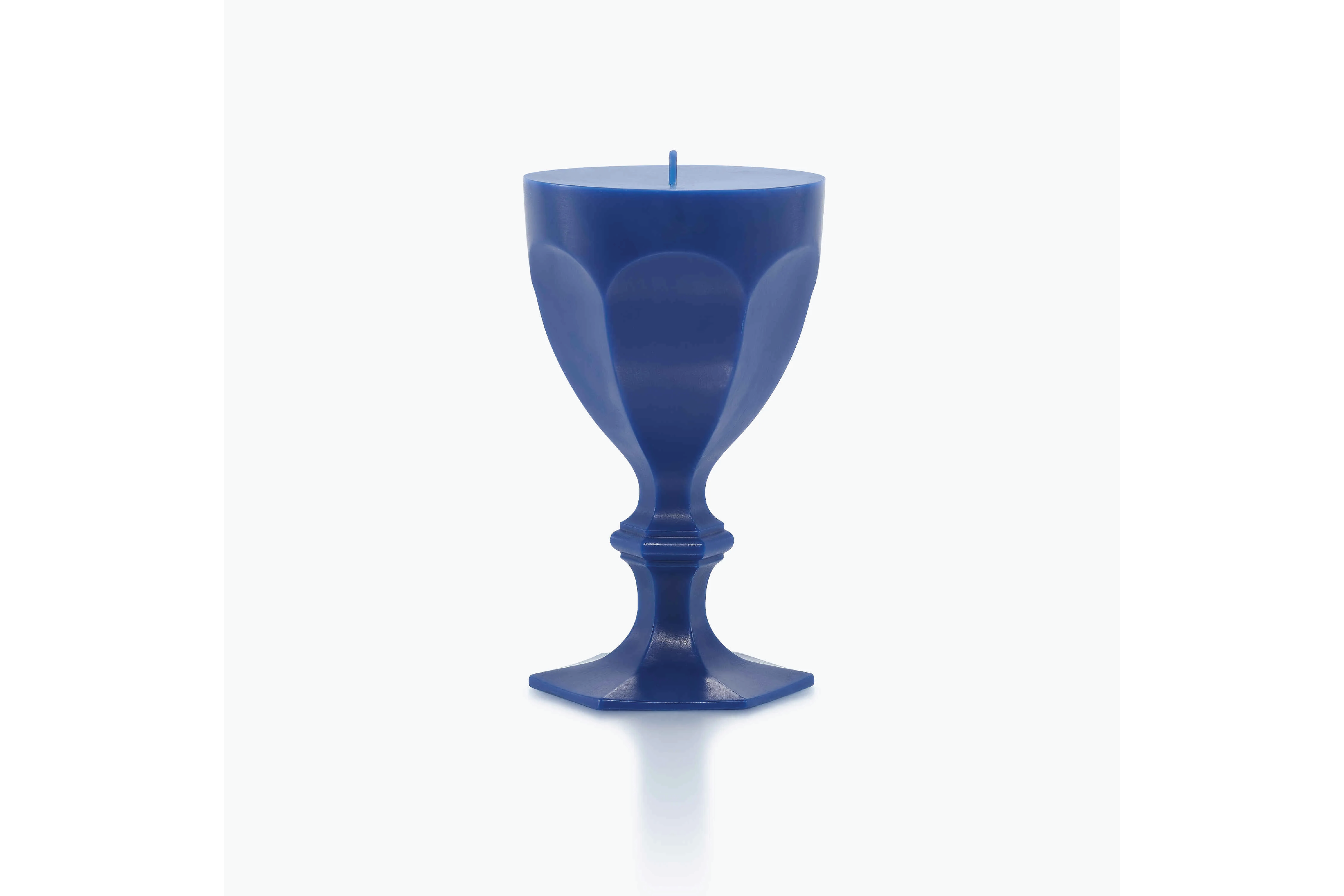 Baccarat Harcourt Glass Candle - Blue – Wynn at Home