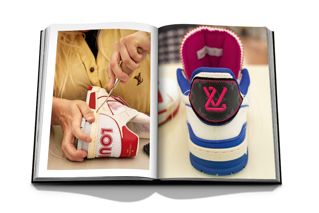 Louis Vuitton Manufactures [Book]