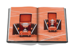 ASSOULINE Louis Vuitton: Trophy Trunks